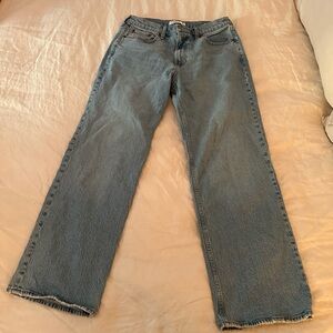 Low rise baggy jeans